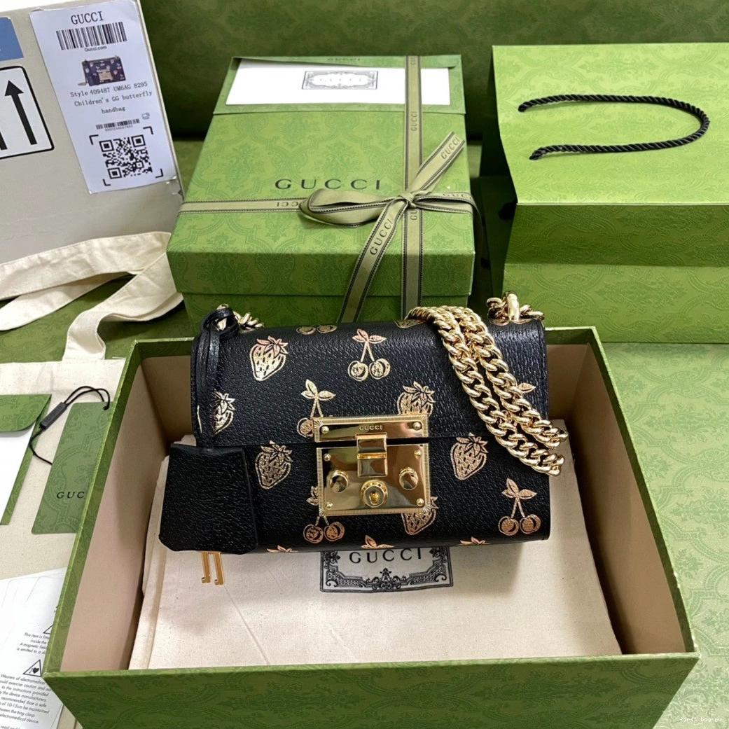 small padlock shoulder GUCCI bag berry 0818